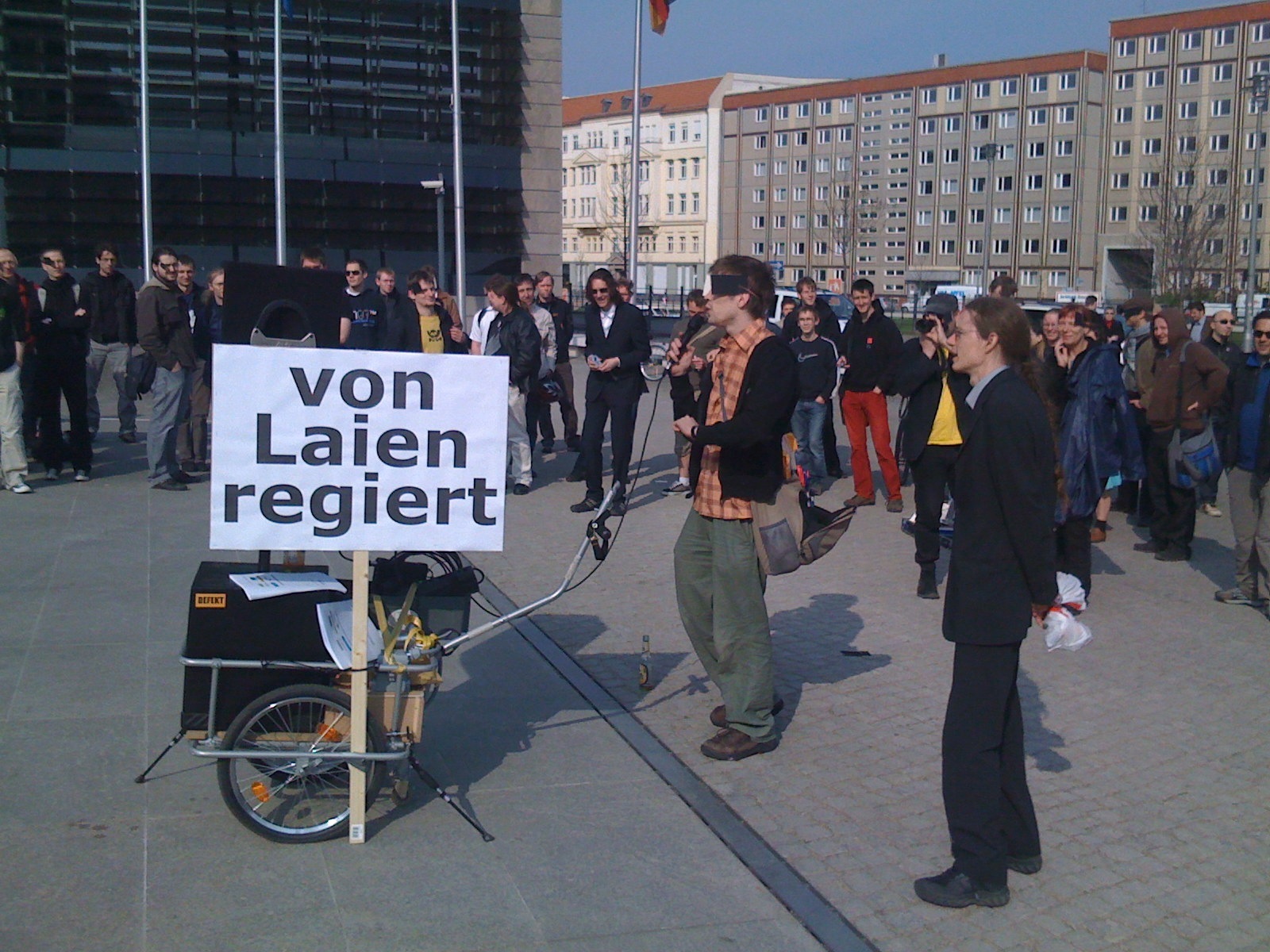http://blog.odem.org/2009/04/17/demo-zensur-berlin-2009-04-17-von-laien-uebersicht.jpg